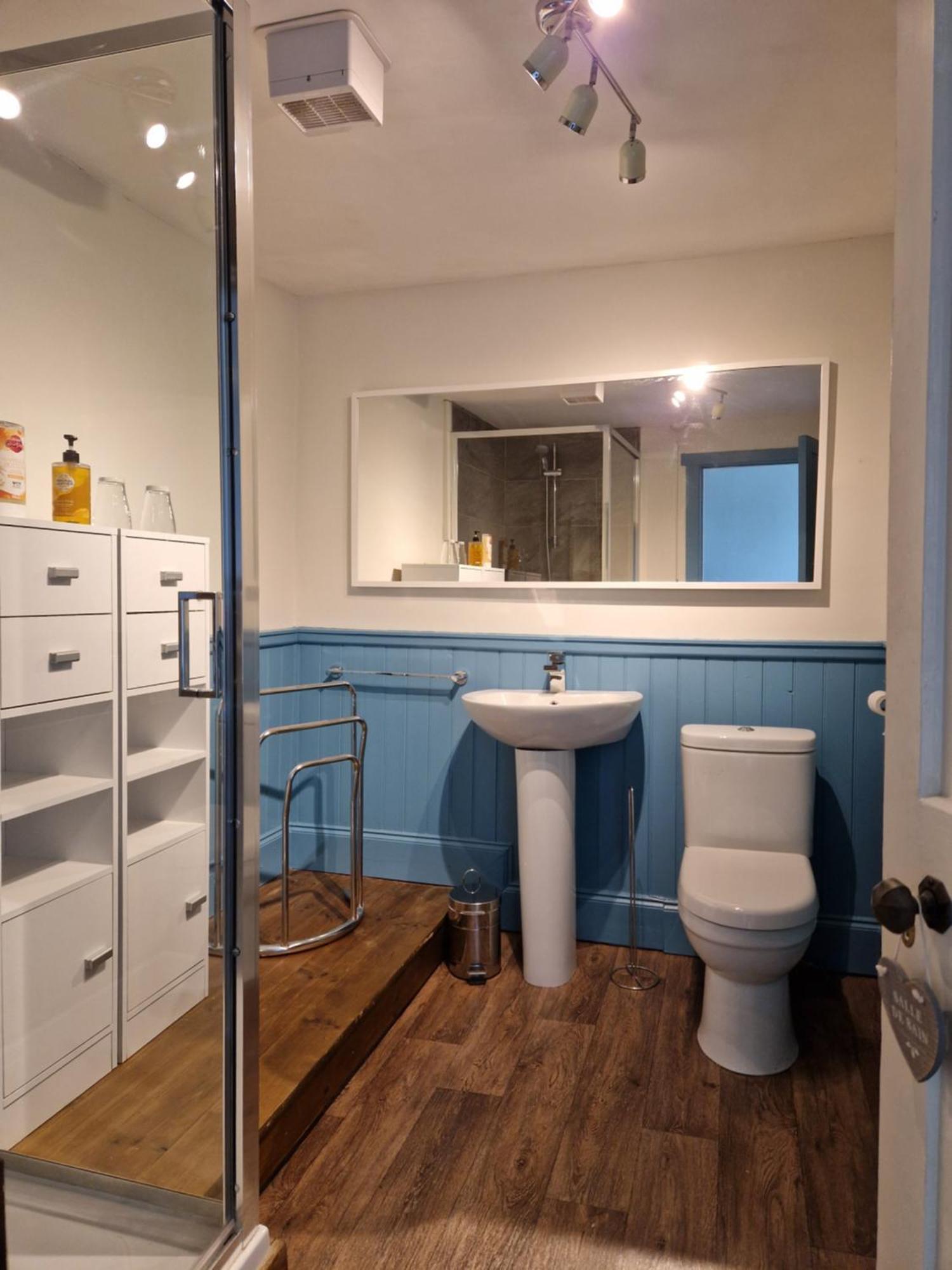 2 Stanhope Hall B&B Бишъп Оукланд Екстериор снимка